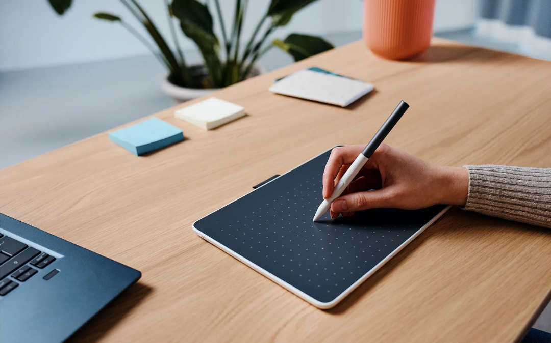 Wacom One M